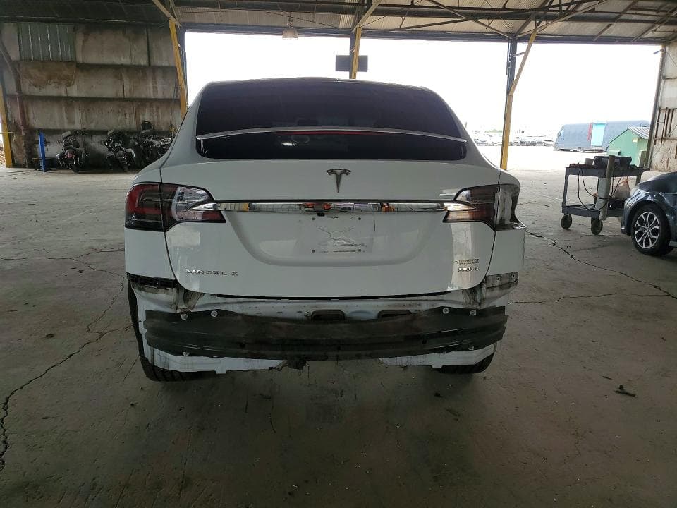 2016 TESLA MODEL X 6