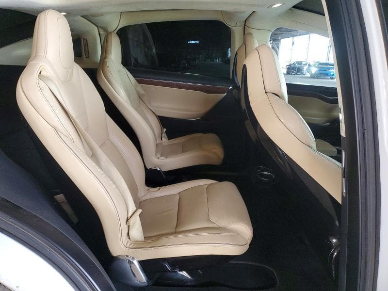 2016 TESLA MODEL X 10