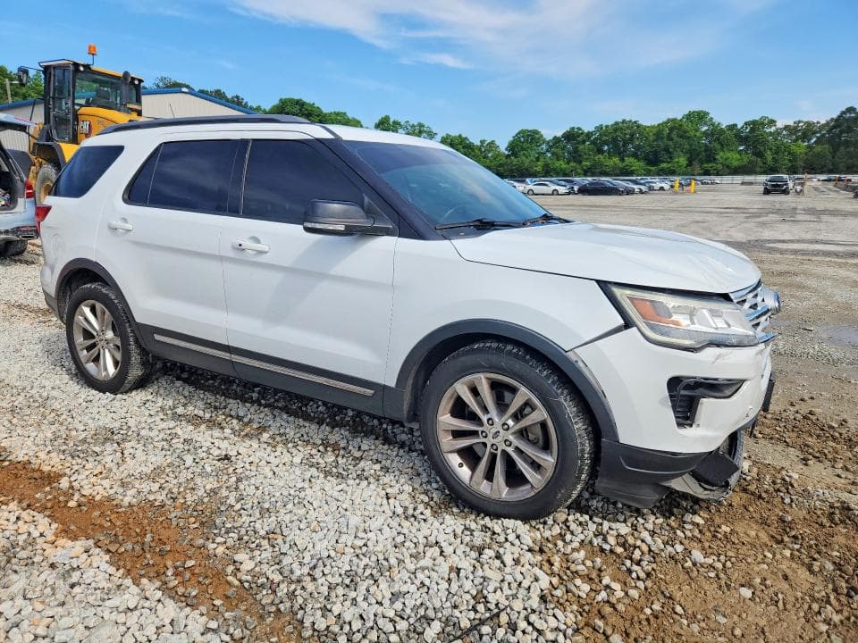 2018 FORD EXPLORER XLT 4