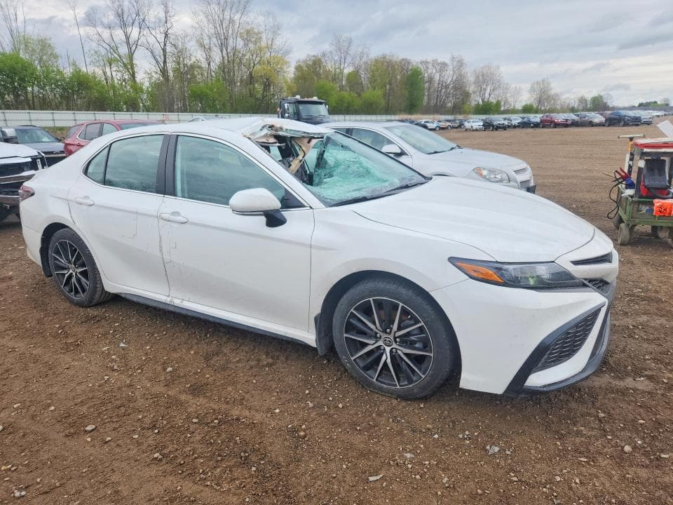 2022 TOYOTA CAMRY SE SE 4