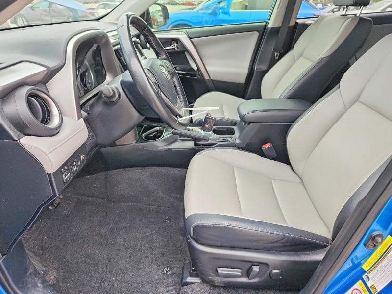 2017 TOYOTA RAV4 LIMITED 7