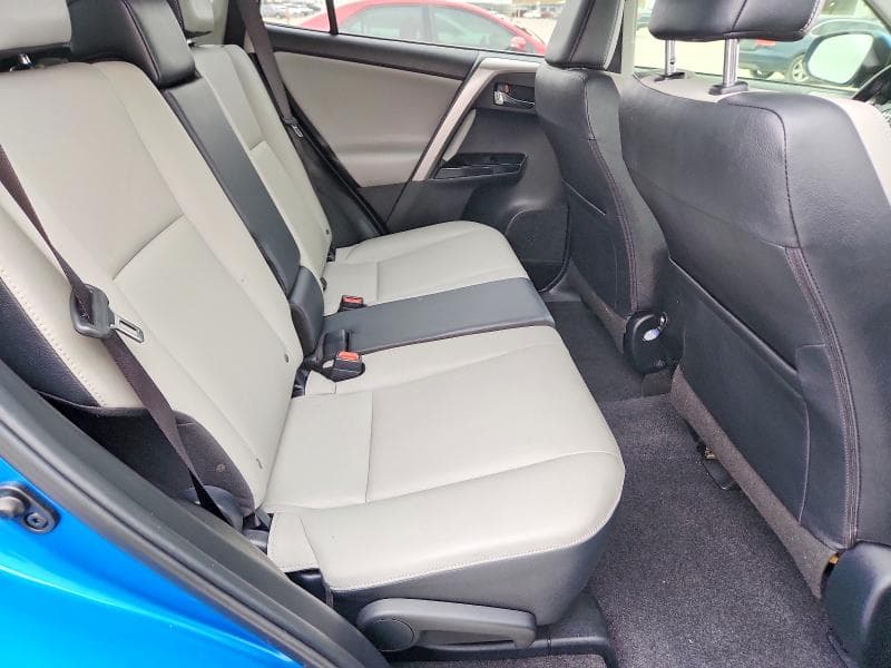 2017 TOYOTA RAV4 LIMITED 10