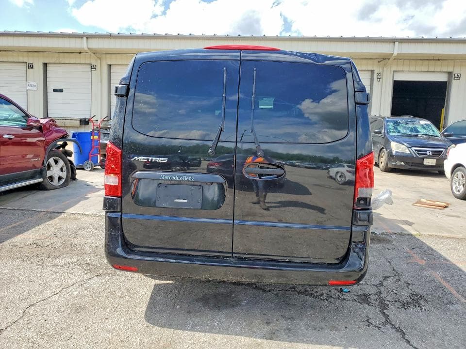 2018 MERCEDES-BENZ METRIS 6