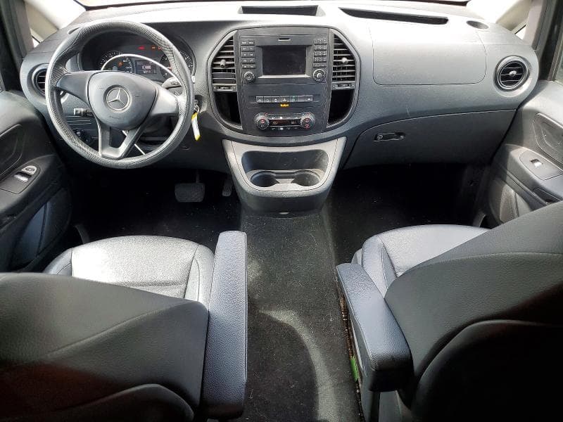 2018 MERCEDES-BENZ METRIS 8