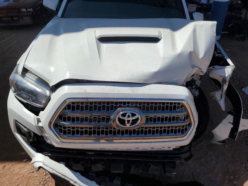 2017 TOYOTA TACOMA TRD SPORT 11
