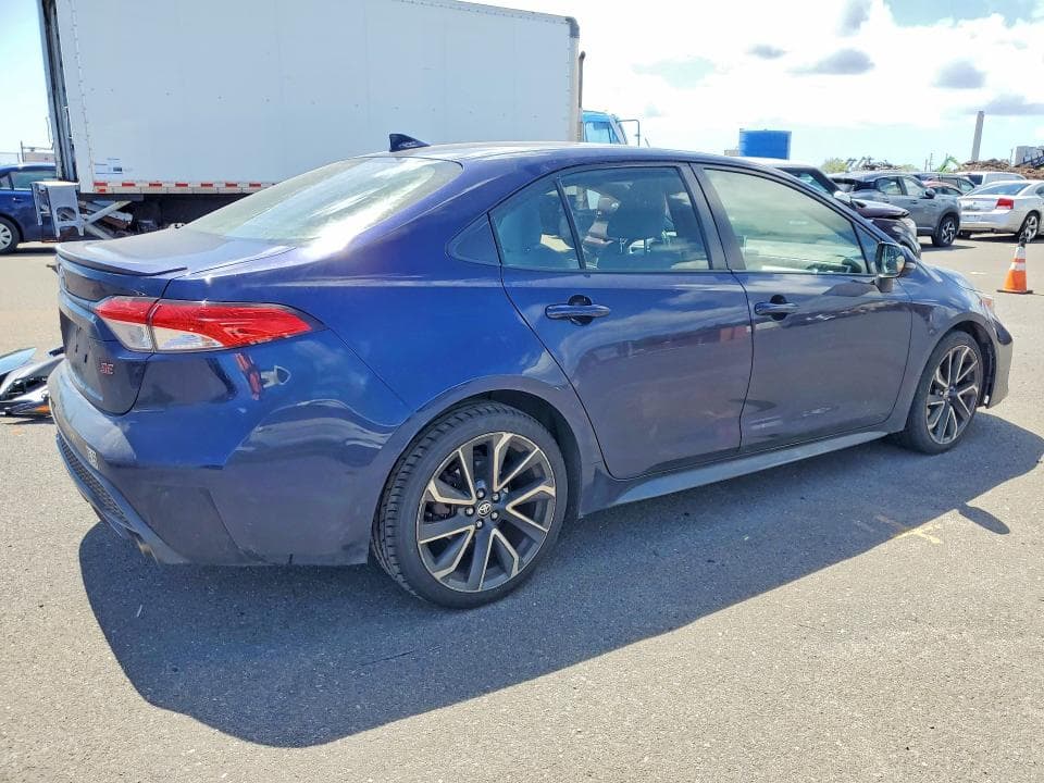 2020 TOYOTA COROLLA SE SE 3