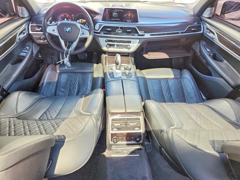 2018 BMW 750 I 8