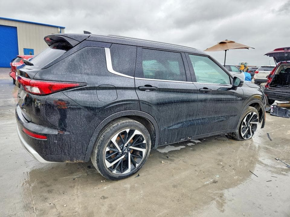 2022 MITSUBISHI OUTLANDER SEL SEL 3
