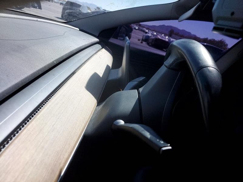 2018 TESLA MODEL 3 9
