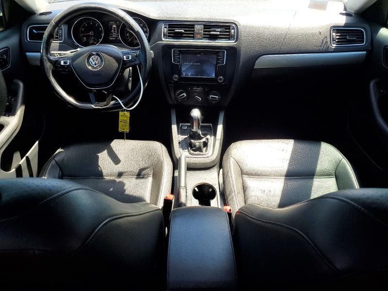 2017 VOLKSWAGEN JETTA SE 8