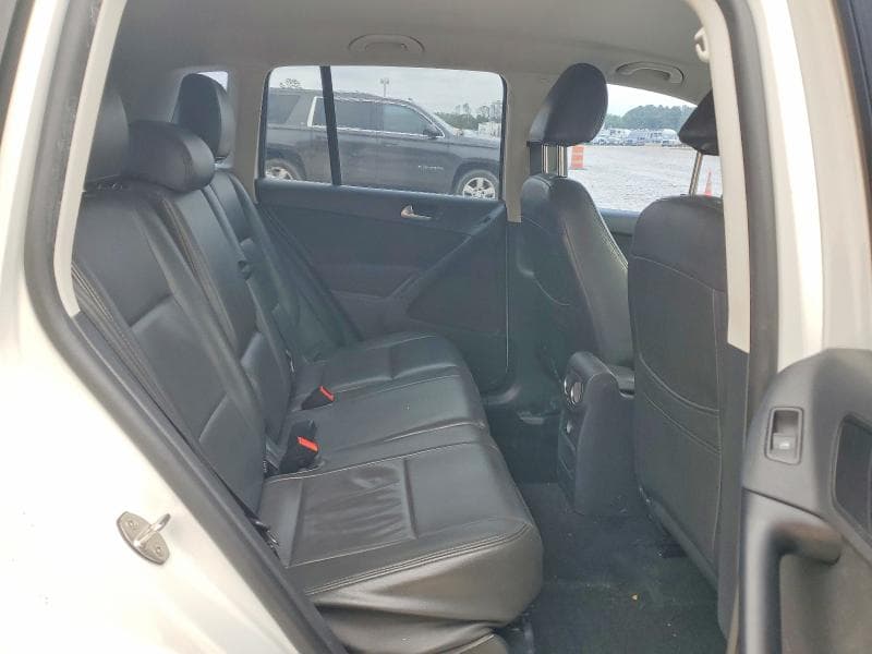 2018 VOLKSWAGEN TIGUAN LIMITED 11