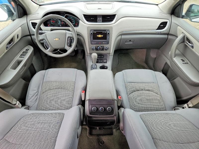 2017 CHEVROLET TRAVERSE LS 8