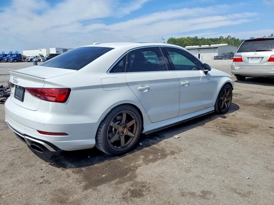 2018 AUDI RS3 3