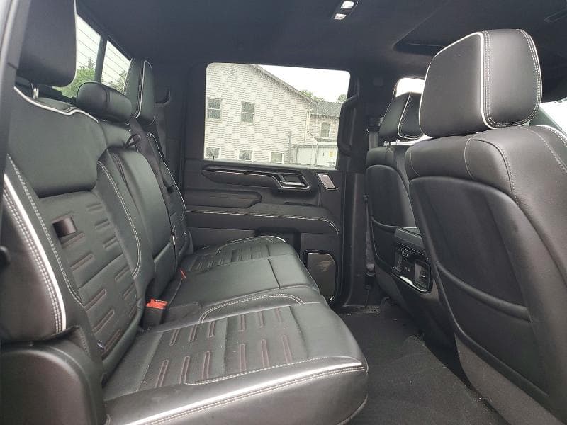 2024 GMC SIERRA K2500 AT4X 10