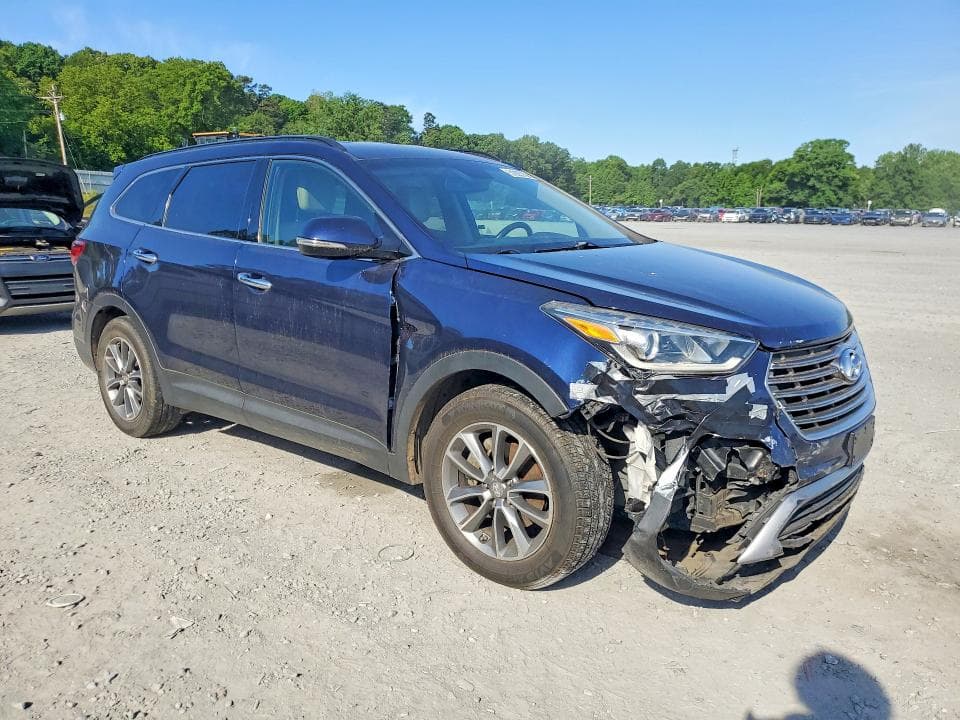 2017 HYUNDAI SANTA FE SE SE 4