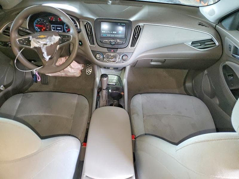 2017 CHEVROLET MALIBU LS 8