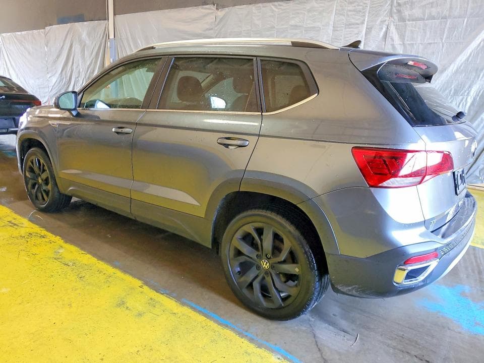 2023 VOLKSWAGEN TAOS SE 2