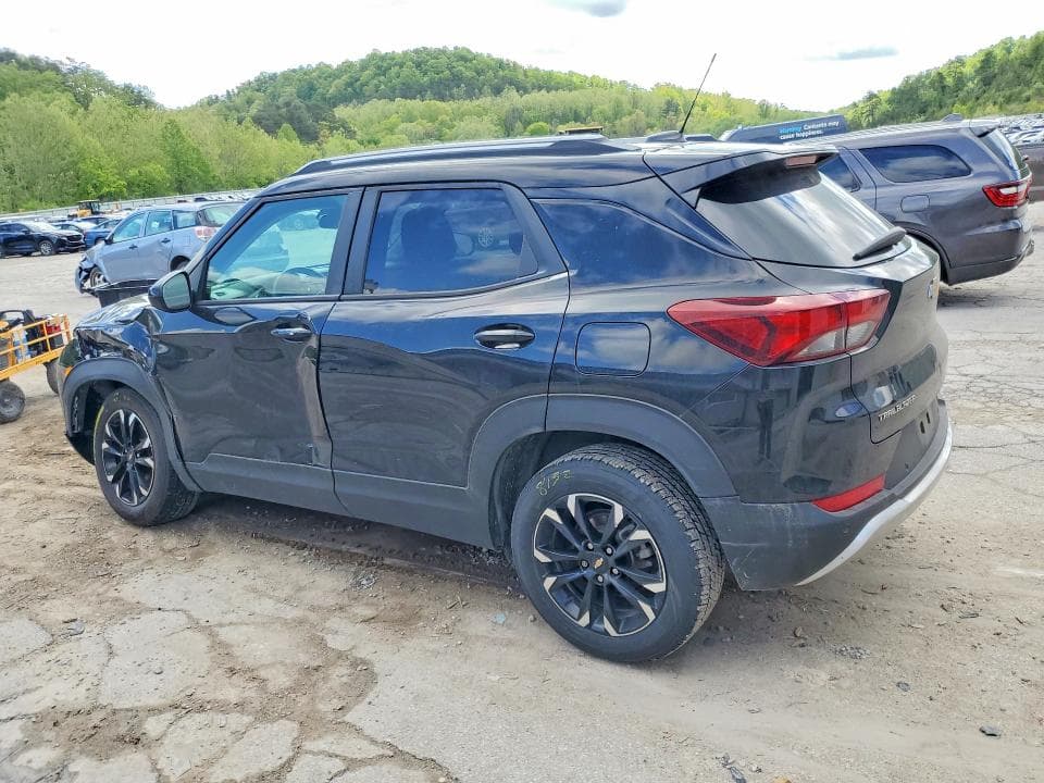 2021 CHEVROLET TRAILBLAZER LT 2