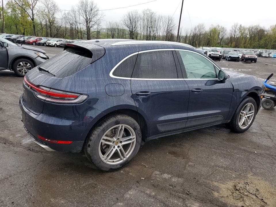 2021 PORSCHE MACAN 3