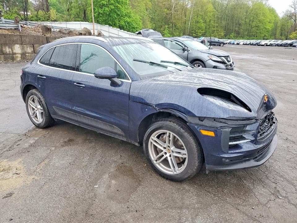2021 PORSCHE MACAN 4