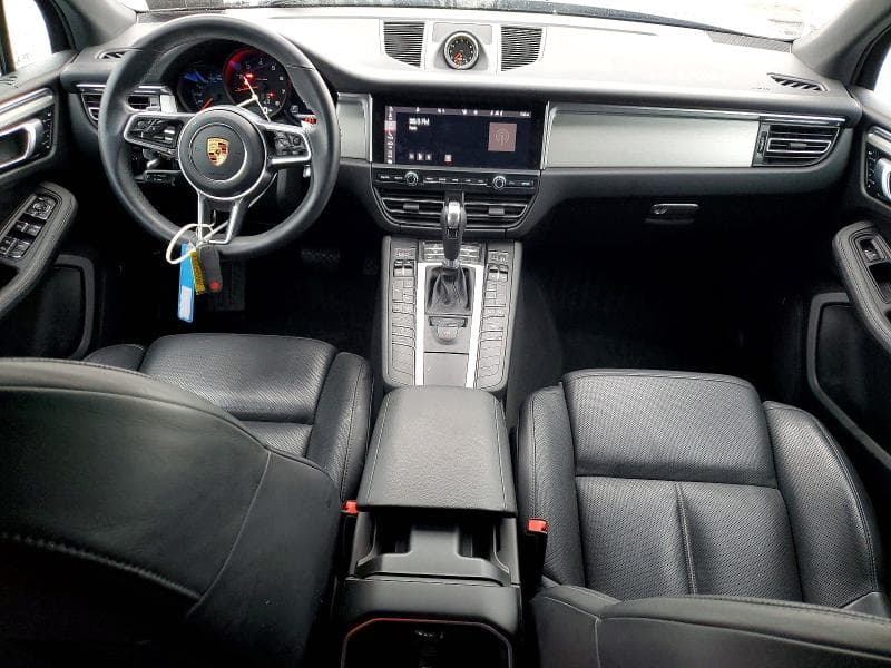 2021 PORSCHE MACAN 8