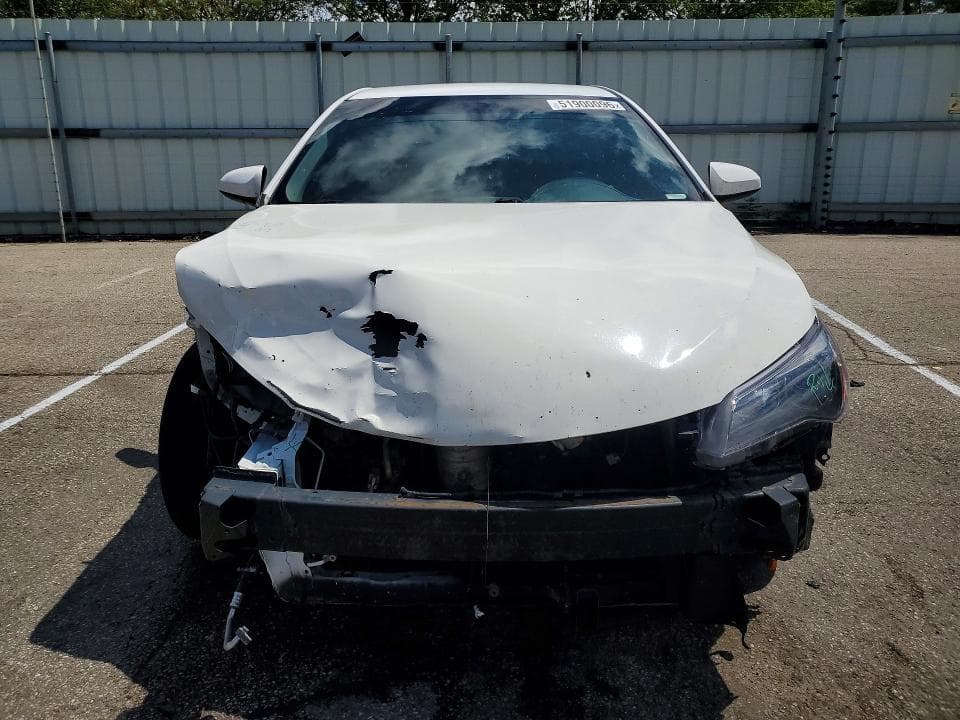 2017 TOYOTA CAMRY SE 5