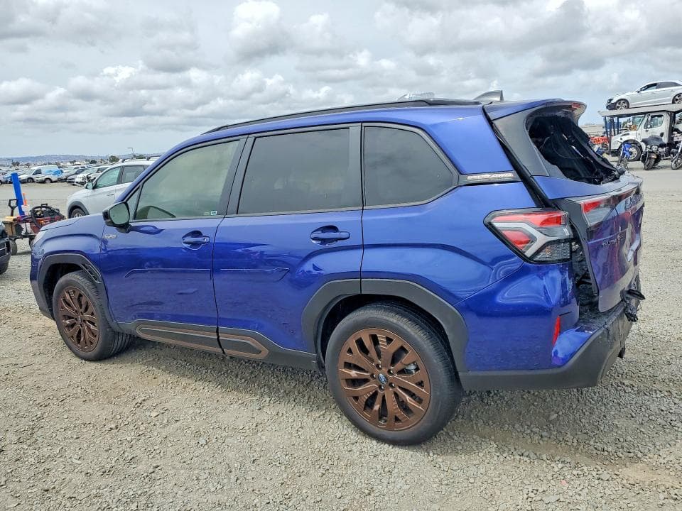 2025 SUBARU FORESTER SPORT 2