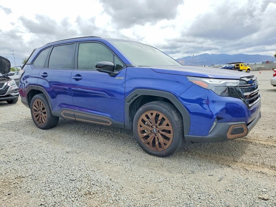 2025 SUBARU FORESTER SPORT 4