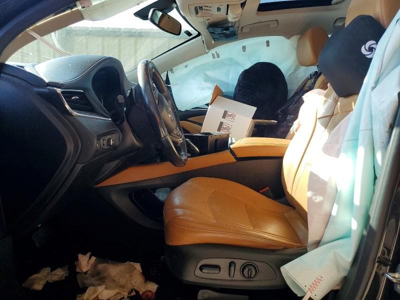 2018 BUICK ENCLAVE ESSENCE ESSENCE 8