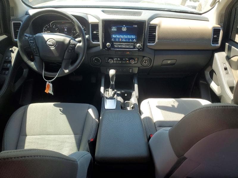 2022 NISSAN FRONTIER SV SV 8
