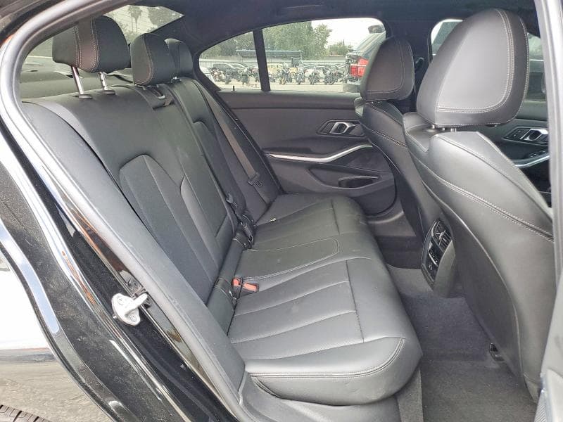 2024 BMW 330I 10