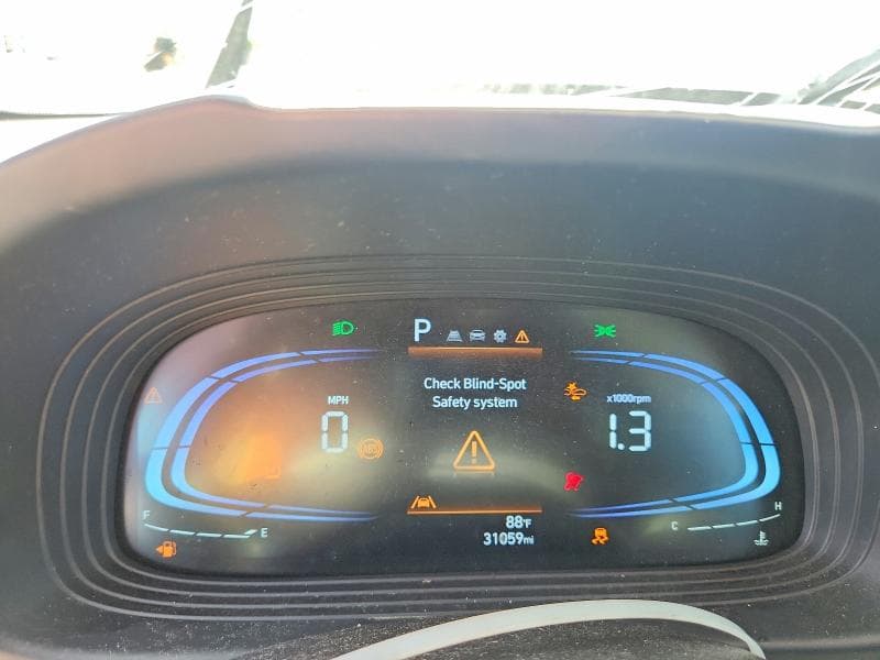 2024 HYUNDAI VENUE SEL 9