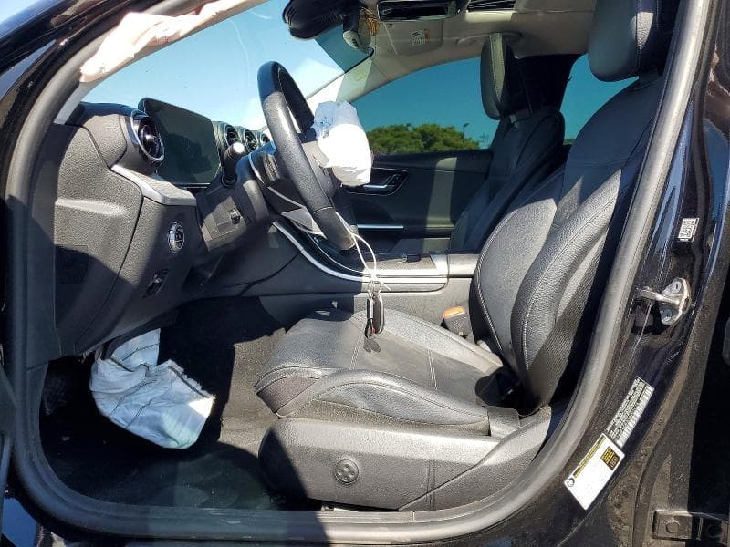 2022 MERCEDES-BENZ C300 7