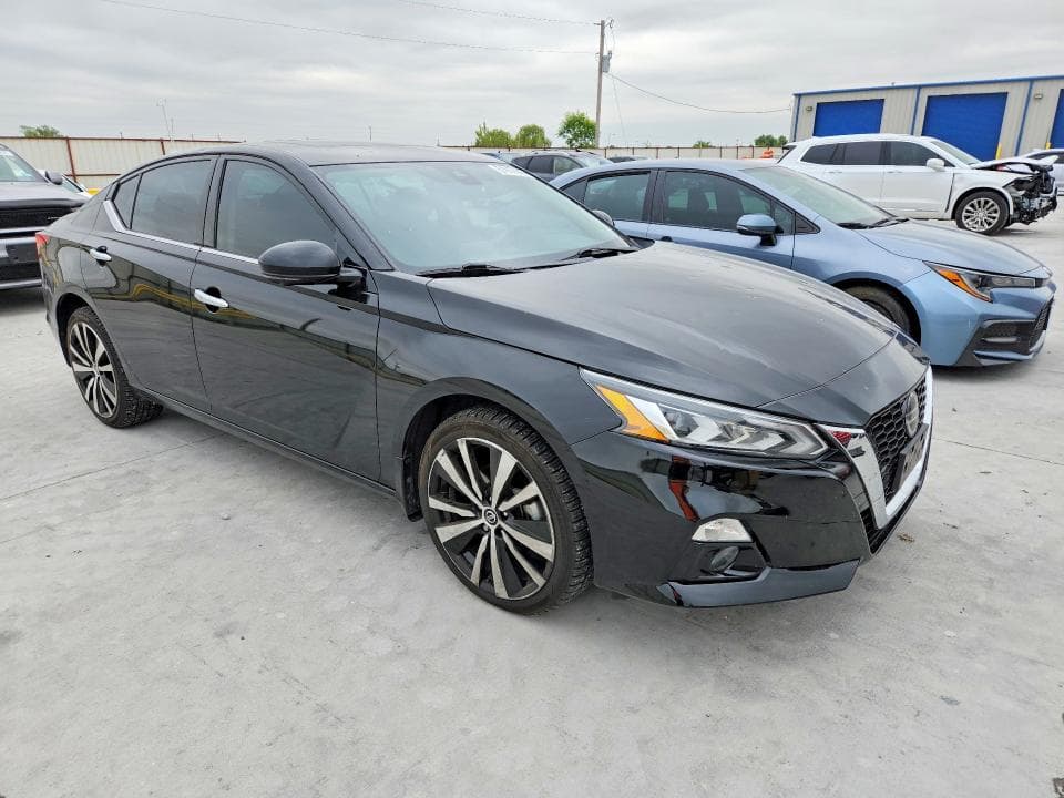 2021 NISSAN ALTIMA PLATINUM PLATINUM 4