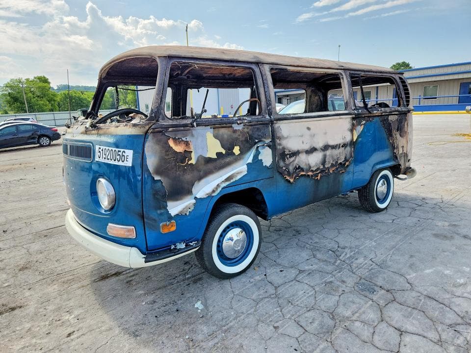 1971 VOLKSWAGEN TRANSORTER