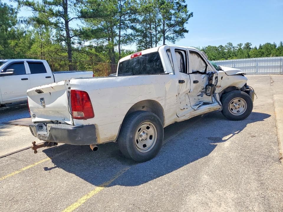 2018 RAM 1500 ST 3