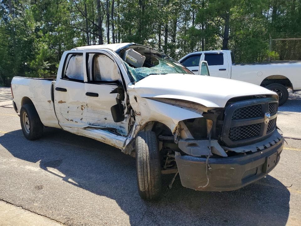 2018 RAM 1500 ST 4