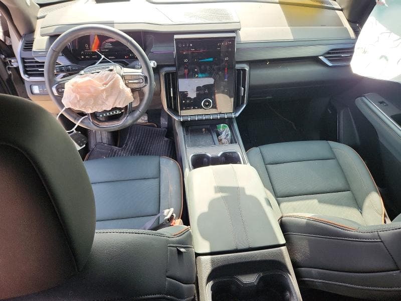 2025 GMC ACADIA AT4 AT4 8