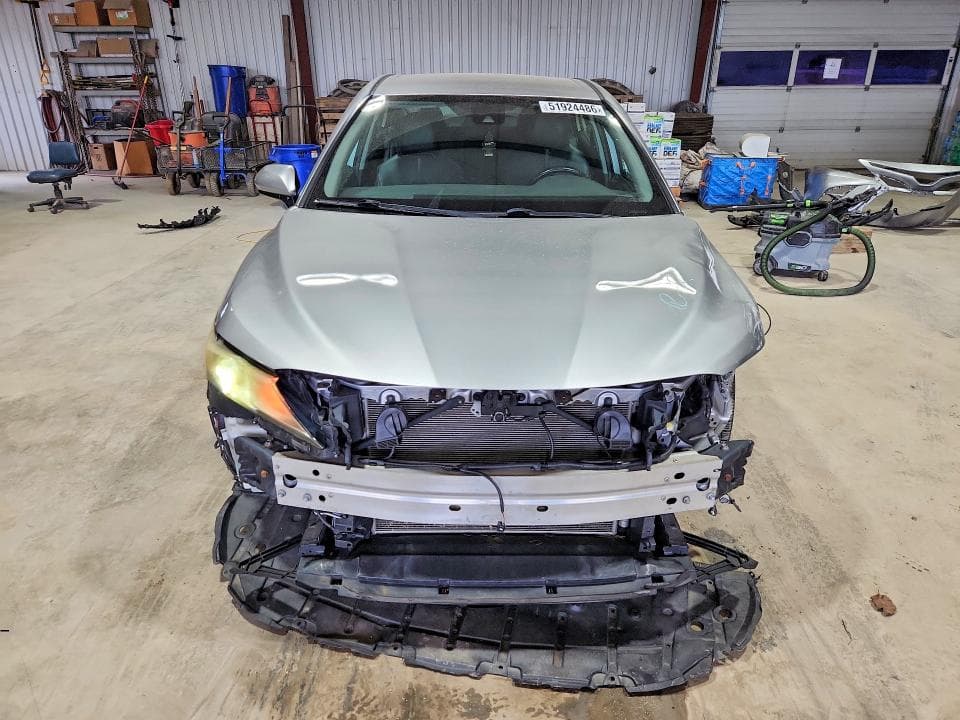 2019 TOYOTA CAMRY SE 5