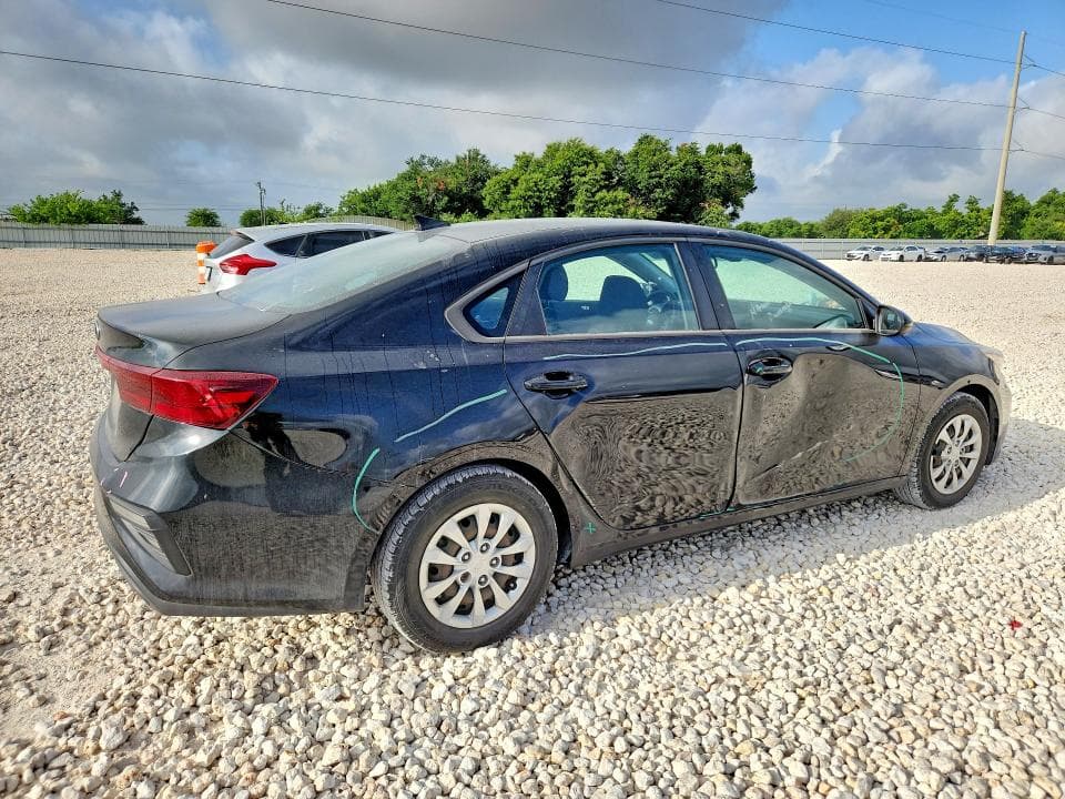 2021 KIA FORTE FE 3