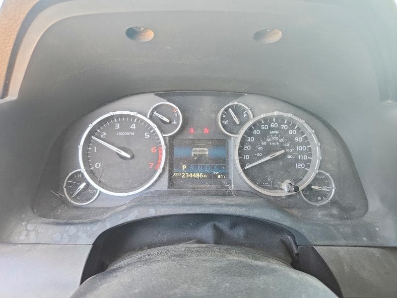 2017 TOYOTA TUNDRA SR5 9
