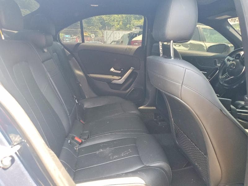 2020 MERCEDES-BENZ A 220 4MATIC 220 4MATIC 10