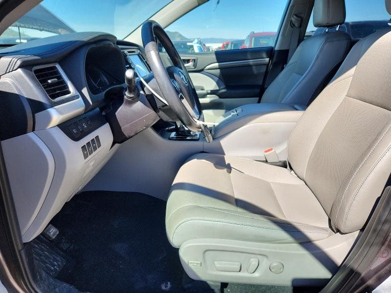 2019 TOYOTA HIGHLANDER LIMITED PLATINUM LIMITED PLATINUM 7