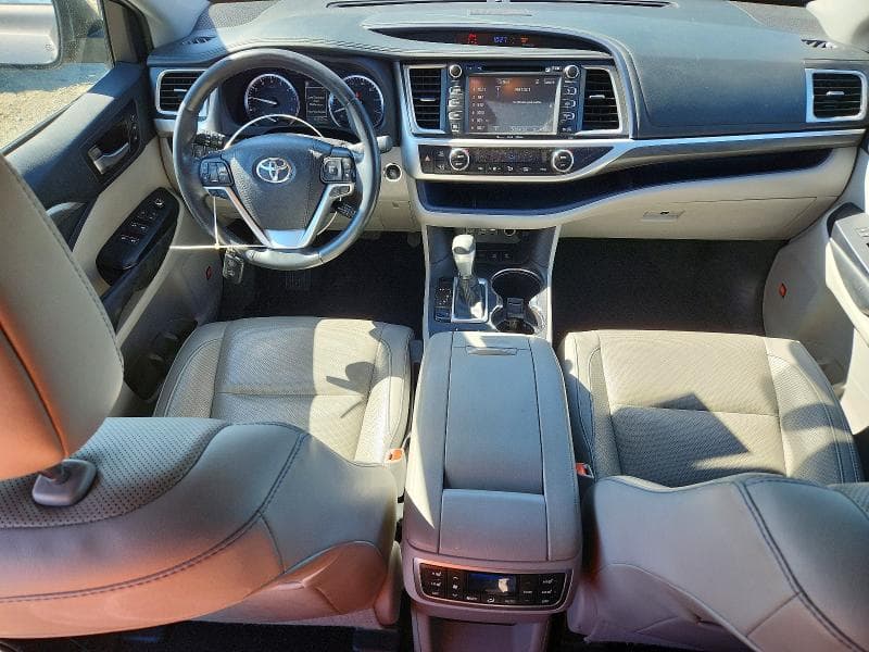 2019 TOYOTA HIGHLANDER LIMITED PLATINUM LIMITED PLATINUM 8