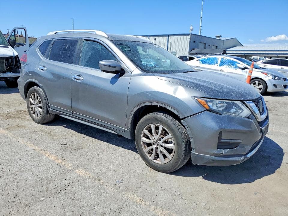 2018 NISSAN ROGUE SV 4