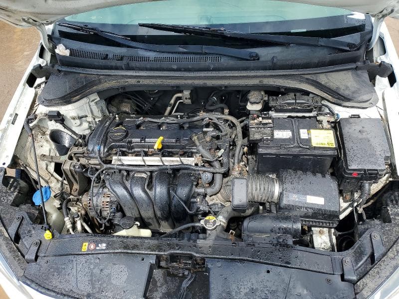 2017 HYUNDAI ELANTRA SE SE 12