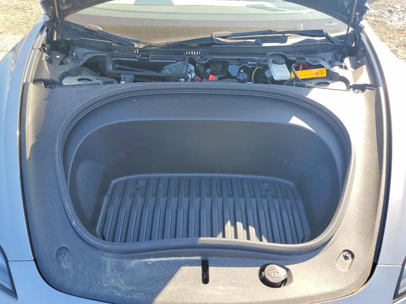 2025 TESLA MODEL 3 11