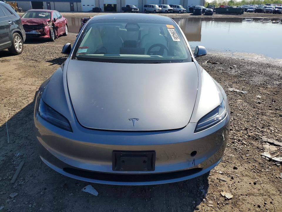 2025 TESLA MODEL 3 5