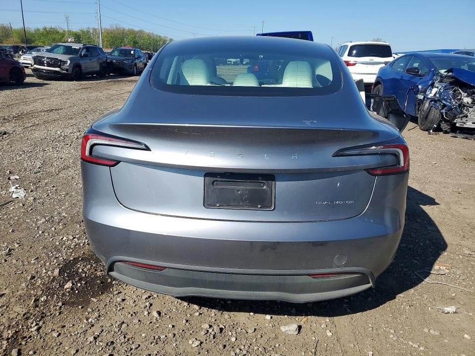 2025 TESLA MODEL 3 6