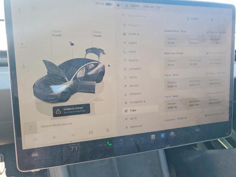 2025 TESLA MODEL 3 9